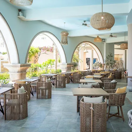 泰拉索温泉度假&中庭名誉别墅酒店 酒店 拉卡尼亚