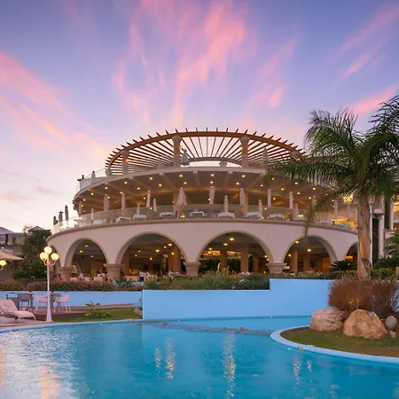 泰拉索温泉度假&中庭名誉别墅酒店 5* 拉卡尼亚