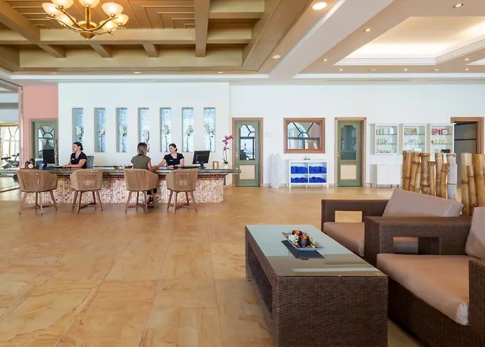 호텔 Atrium Prestige Thalasso & 라카니아